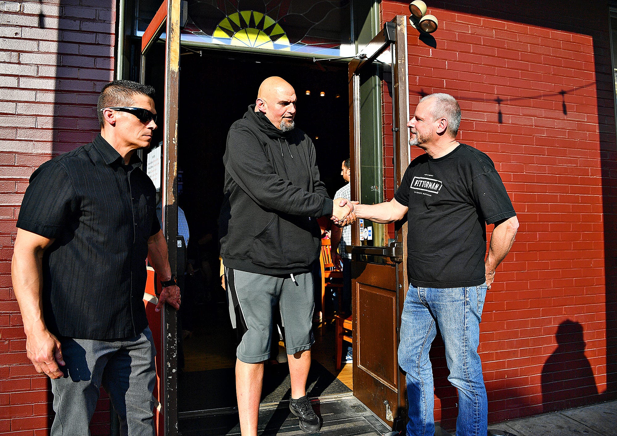 Lt. Gov. John Fetterman campaigns for U.S. Senate at Holy Hound Taproom in York City, Thursday, May 12, 2022. Dawn J. Sagert photo