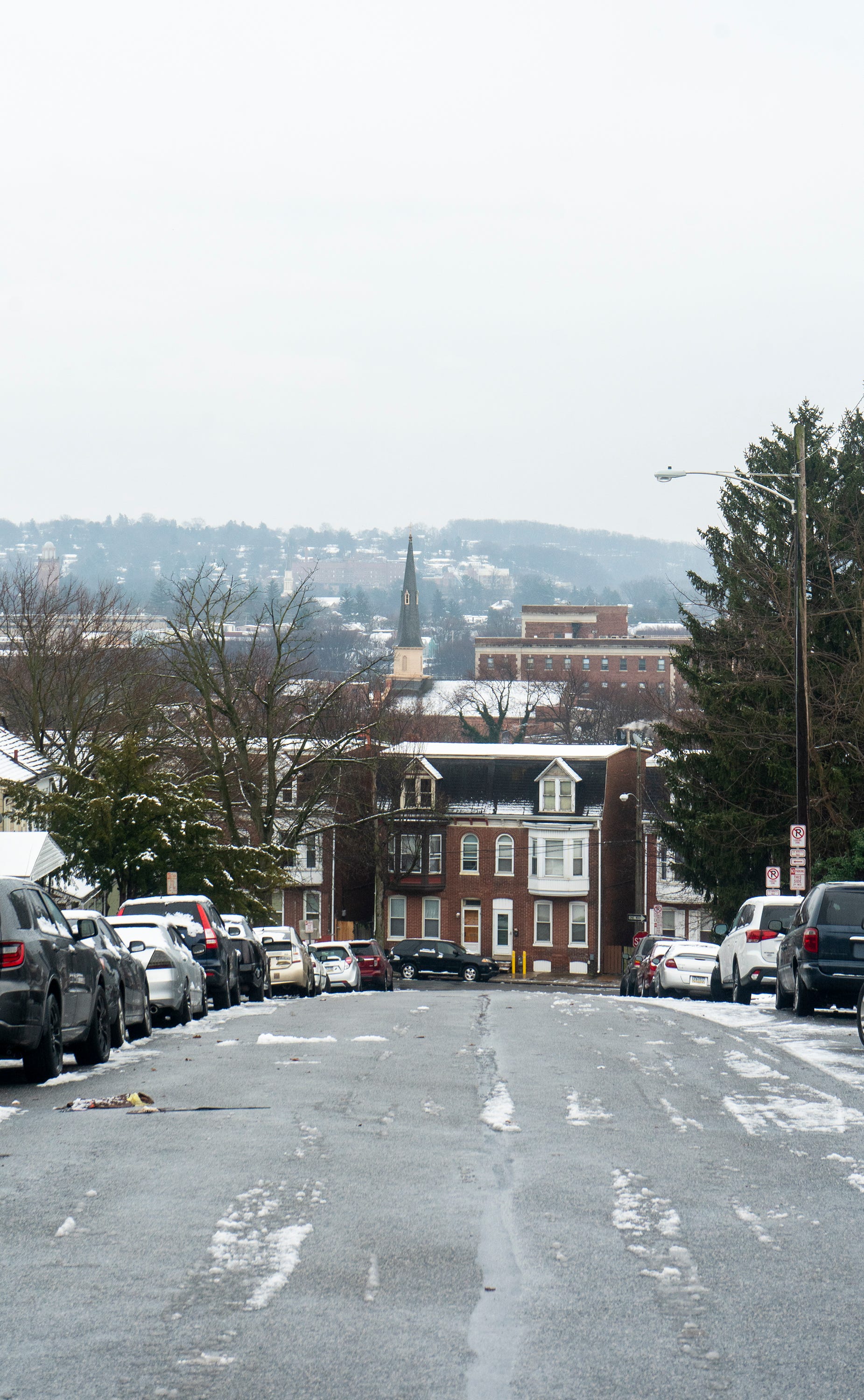 Snow turned to slush on Garfield St. in York on Wednesday, Jan. 25, 2023.